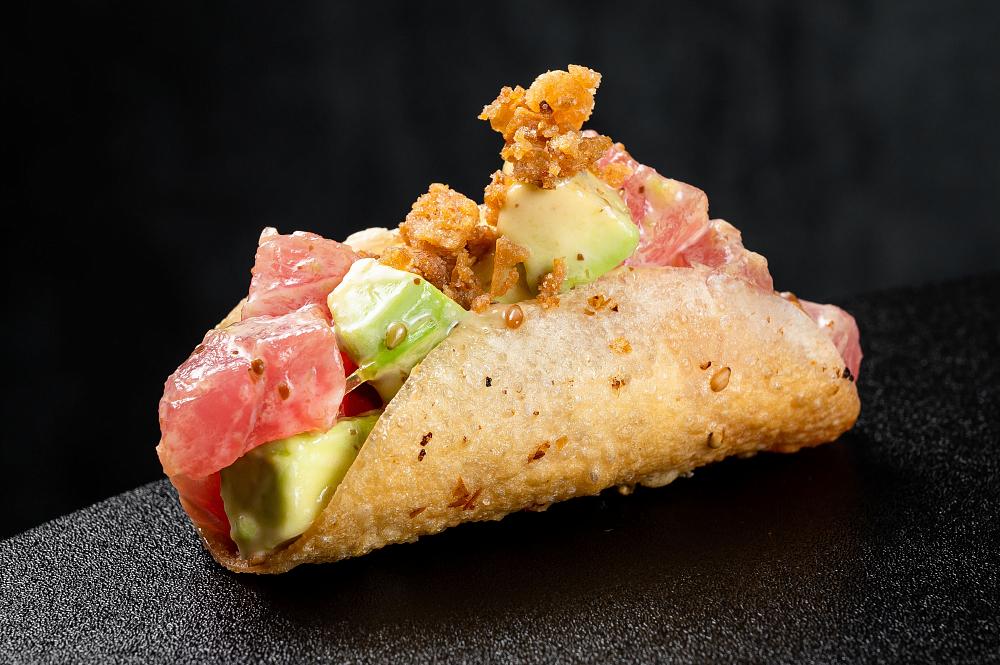 Тако с тунцом